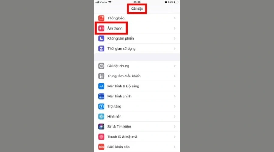 Vào Cài Đặt trên điện thoại, rồi chọn Âm Thanh