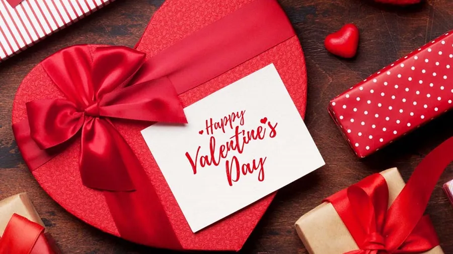 Quà tặng Valentine 2025 dành cho bạn trai cực tinh tế